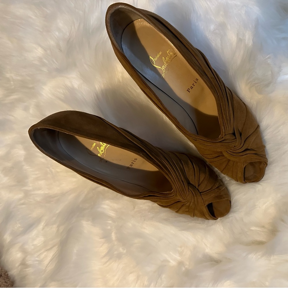 Christian Louboutin brown 41.5